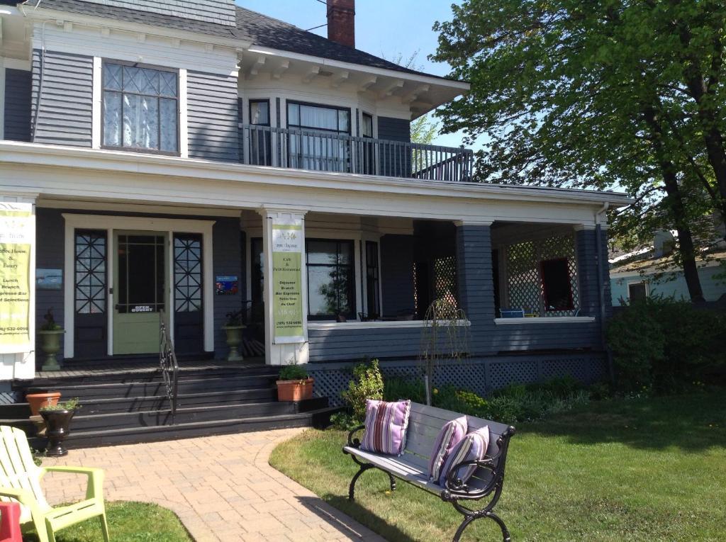 Auberge Inn Thyme Shediac Exteriör bild